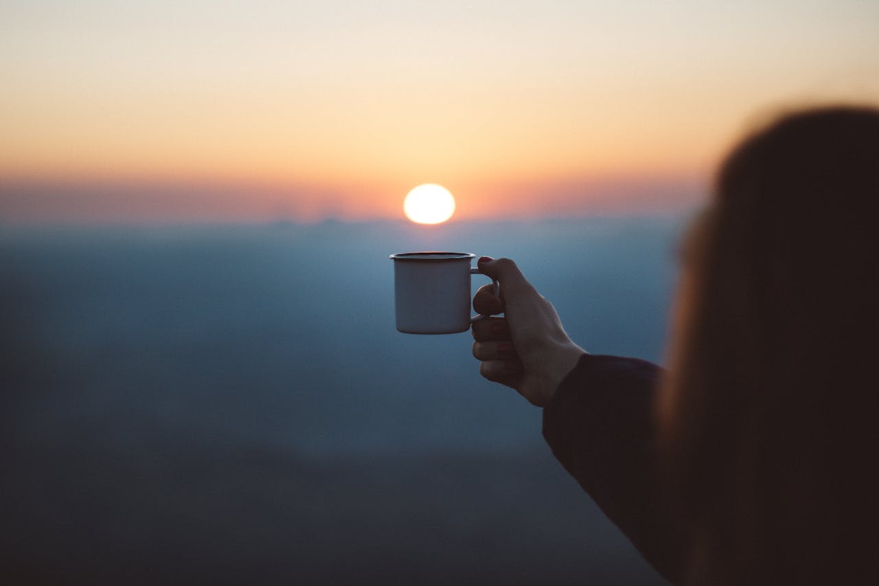 6 Holy Alternatives to Scrolling in the Morning